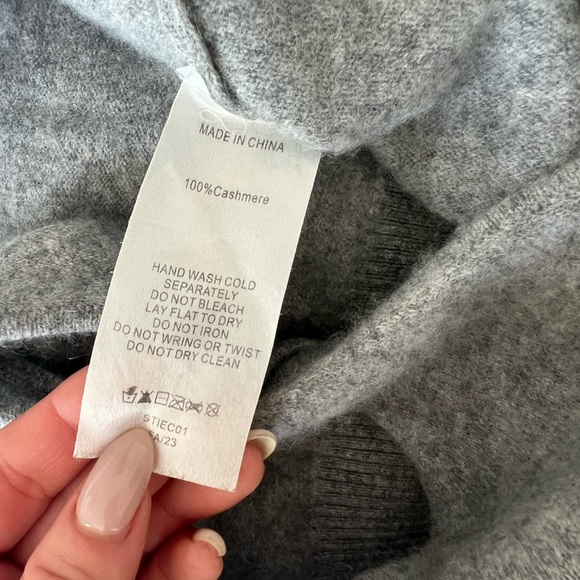 Quince Mongolian Cashmere Spring Cropped Tank - Picture 5 of 6